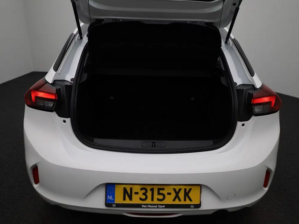 Opel Corsa 1.2 Edition uit 2022, foto 13