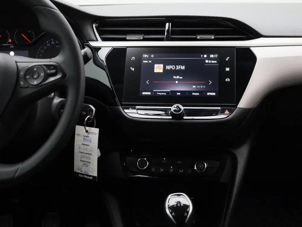 Opel Corsa 1.2 Edition uit 2022, foto 8