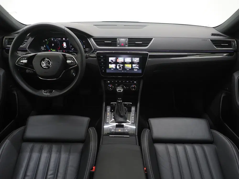 Skoda Superb 1.4 TSI iV Laurin & Klement uit 2023, foto 5