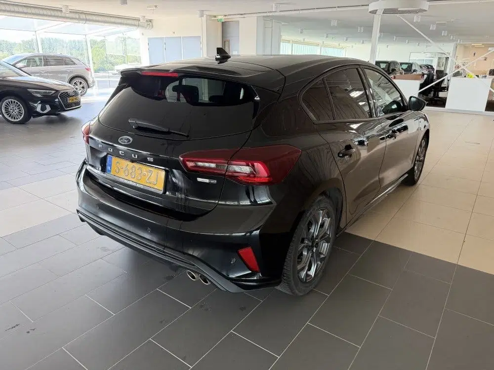 Ford Focus 1.0 EcoBoost Hybrid ST Line X 155 PK uit 2023, foto 5