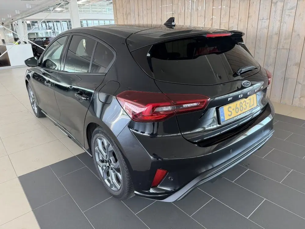 Ford Focus 1.0 EcoBoost Hybrid ST Line X 155 PK uit 2023, foto 6