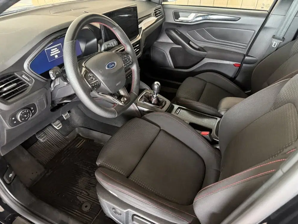 Ford Focus 1.0 EcoBoost Hybrid ST Line X 155 PK uit 2023, foto 7