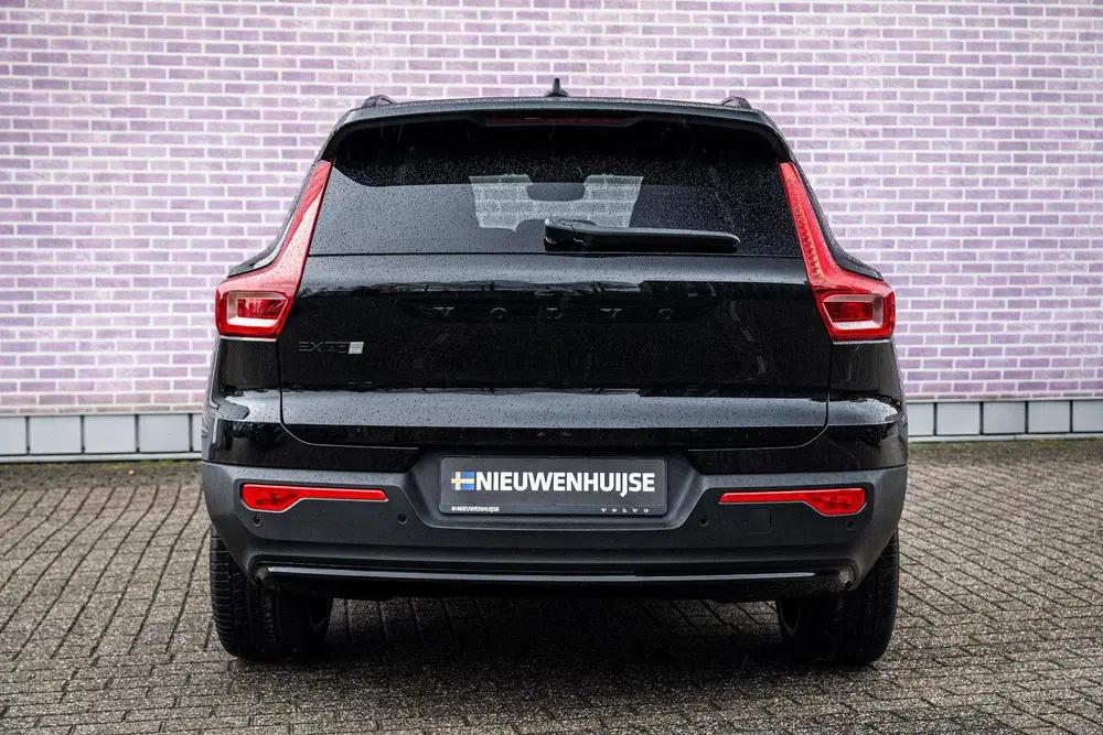 Volvo EX40 Single Motor Extended Range 82 kWh Plus Bl uit 2026, foto 11