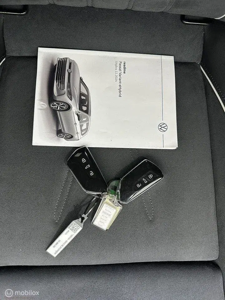 Volkswagen Passat 1.5 eHybrid Business 272 pk uit 2025, foto 12