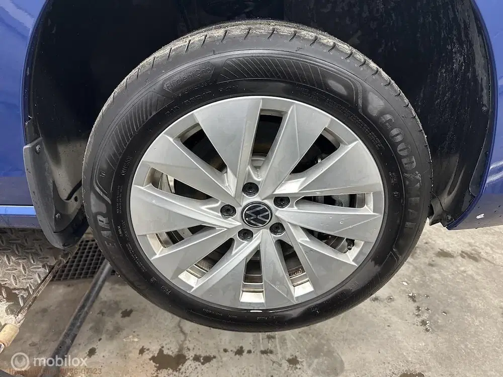 Volkswagen Passat 1.5 eHybrid Business 272 pk uit 2025, foto 13