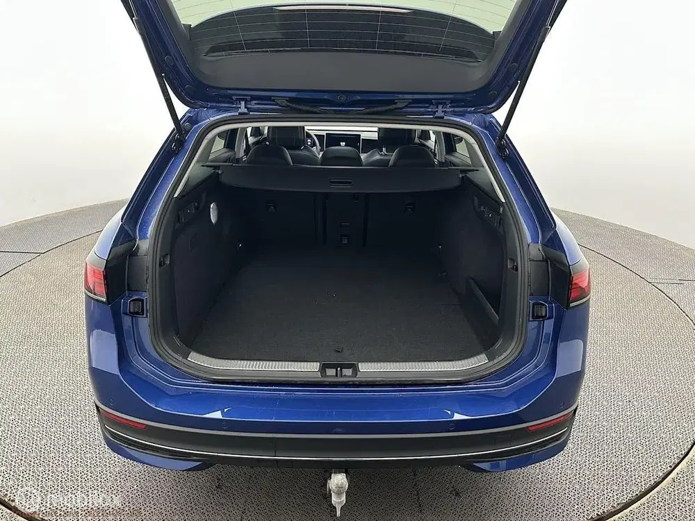 Volkswagen Passat 1.5 eHybrid Business 272 pk uit 2025, foto 9