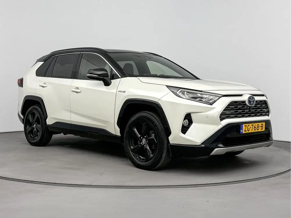 Toyota RAV 4 2.5 Hybrid Bi-Tone Innovation Pack uit 2019, foto 3