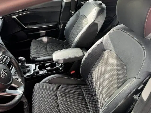 Kia XCeed 1.0 T-GDi DYNAMICLINE + AC uit 2021, foto 7