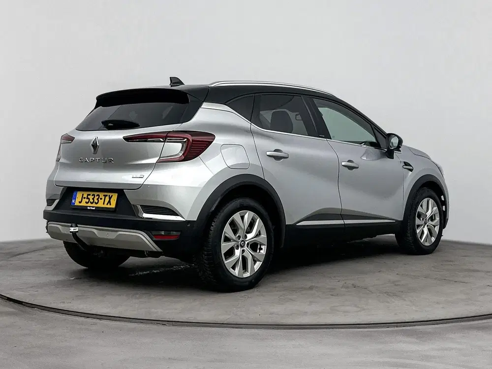 Renault Captur 1.6 E-Tech Plug-in Hybrid 160Pk Intens uit 2021, foto 4