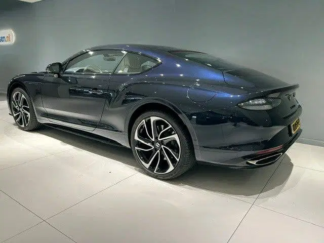 Bentley Continental Gt New 4.0 V8 Hybrid S uit 2026, foto 3