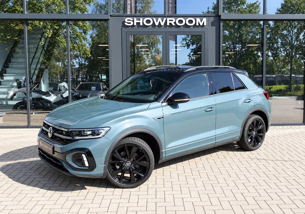 Volkswagen T-Roc 1.5 TSI R-Line PANO IQ.LIGHT ACC VOL uit 2022