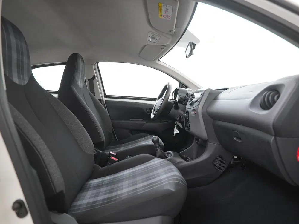 Peugeot 108 1.0 e-VTi Active TOP uit 2019, foto 3