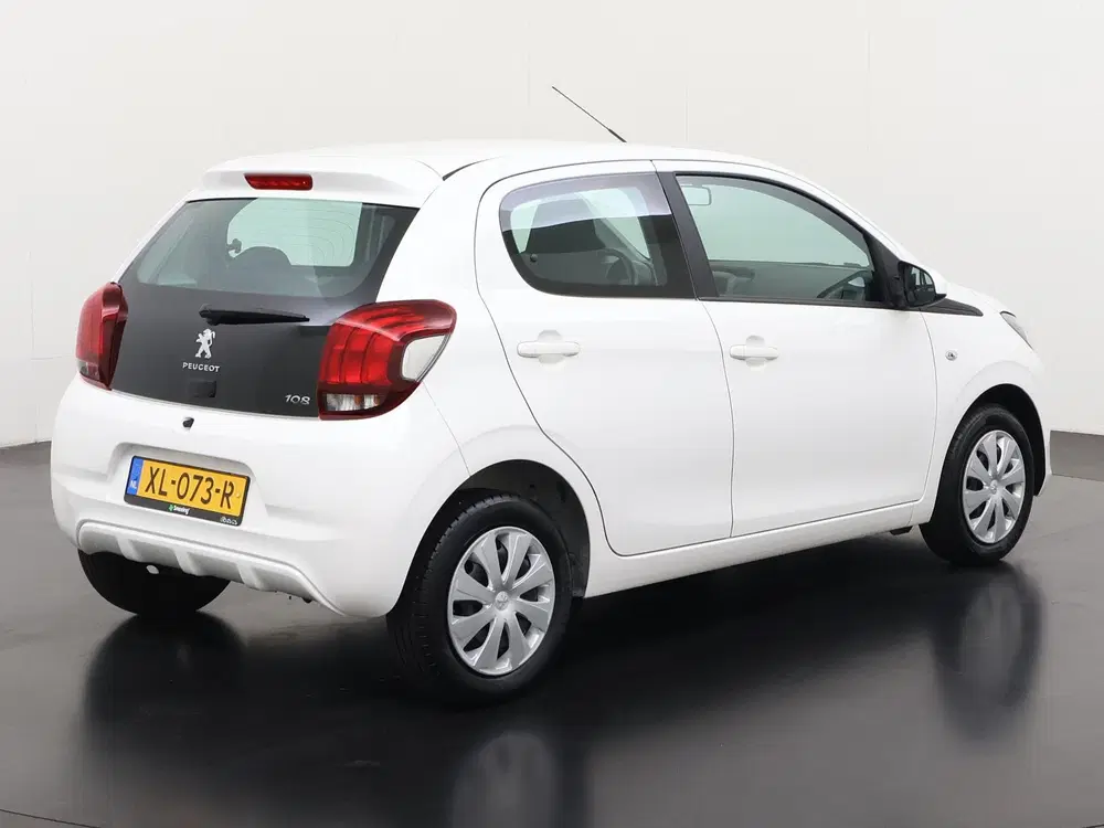 Peugeot 108 1.0 e-VTi Active TOP uit 2019, foto 4