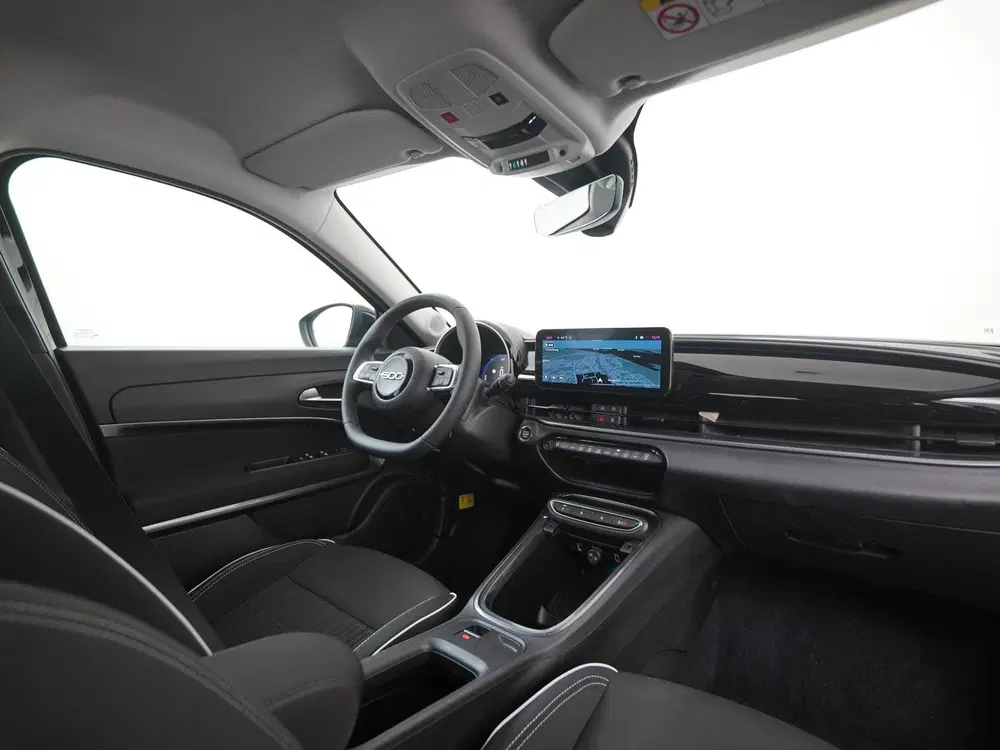 Fiat 600 1.2 Hybrid Urban 145pk uit 2025, foto 2