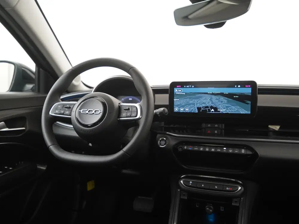 Fiat 600 1.2 Hybrid Urban 145pk uit 2025, foto 5