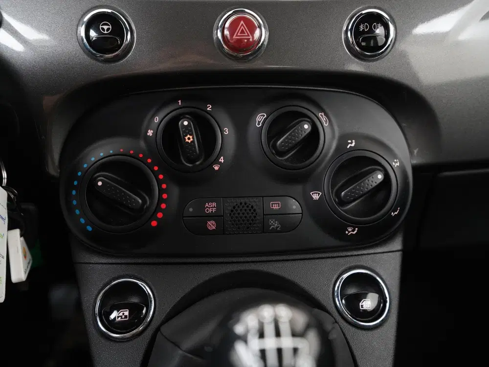 Fiat 500 1.0 Hybrid uit 2023, foto 11