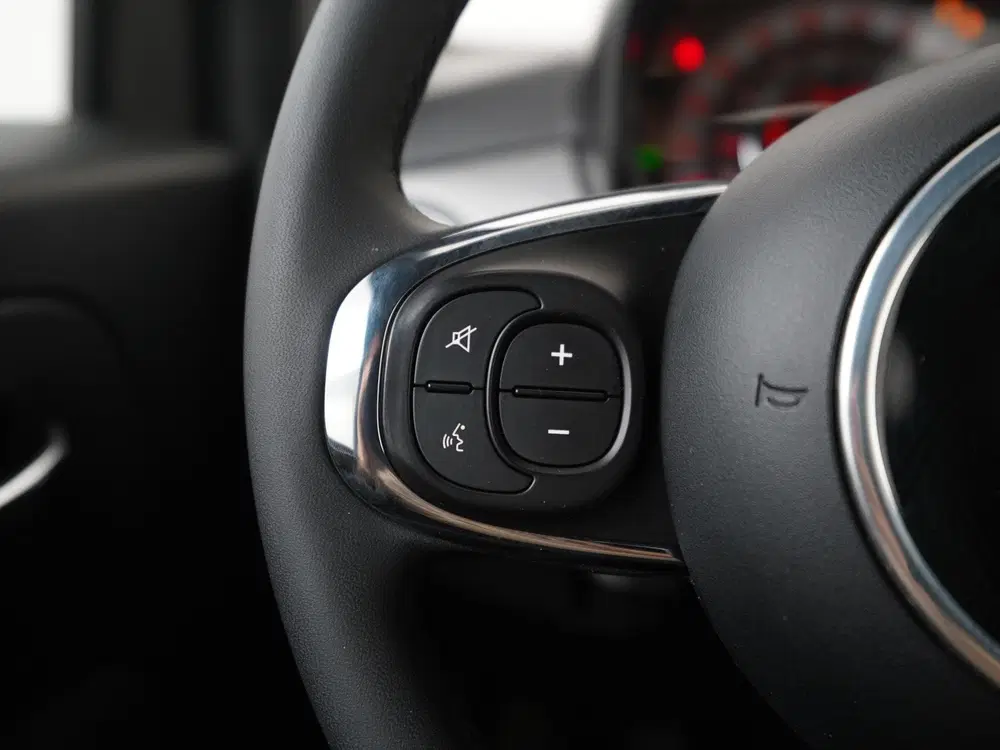Fiat 500 1.0 Hybrid uit 2023, foto 7