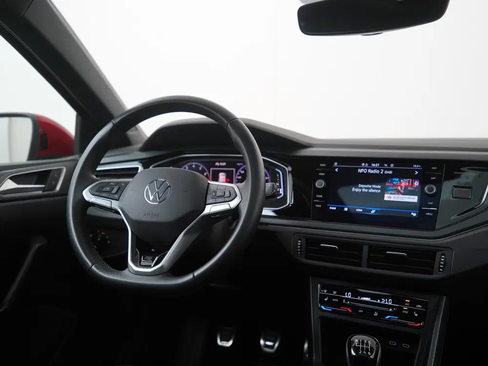 Volkswagen Taigo 1.0 TSI R-Line uit 2022, foto 6
