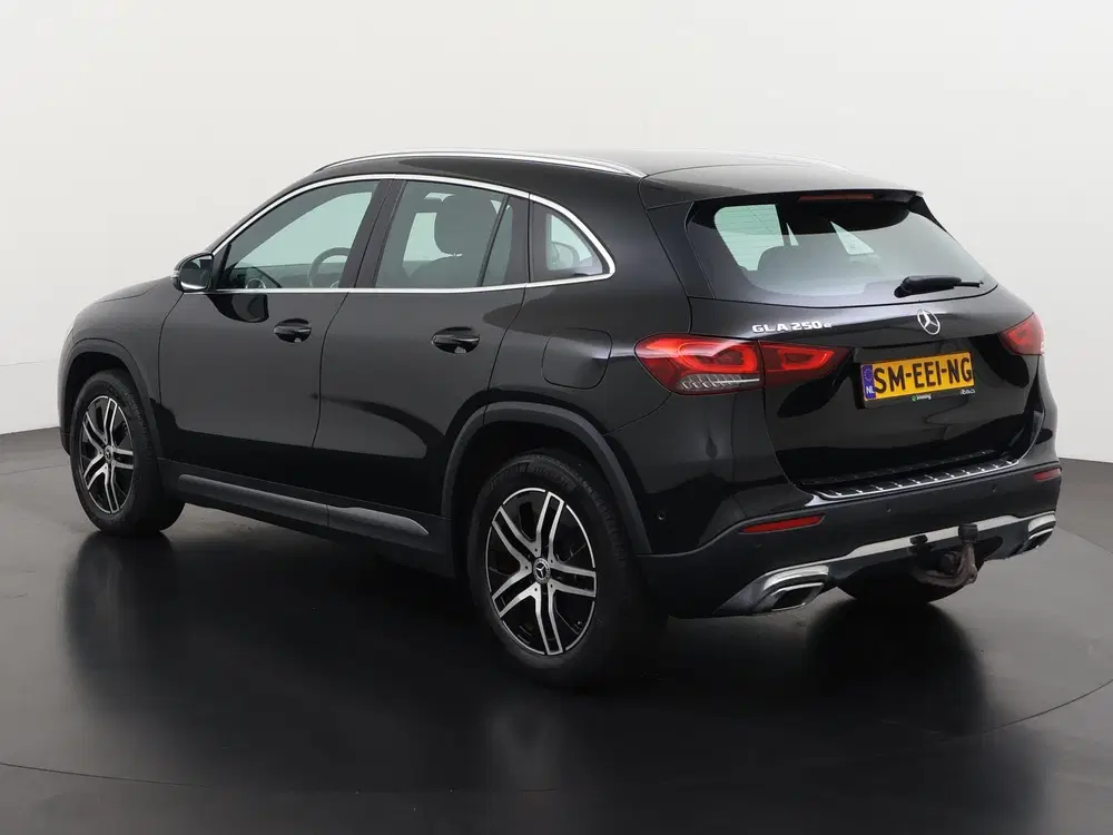 Mercedes-Benz GLA 250e Business Line uit 2022, foto 7