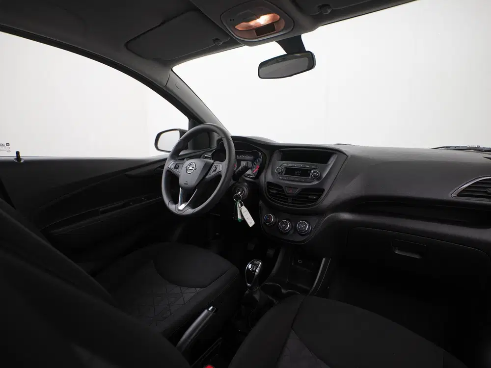 Opel Karl 1.0 ecoFLEX 120 Jaar Edition uit 2019, foto 2
