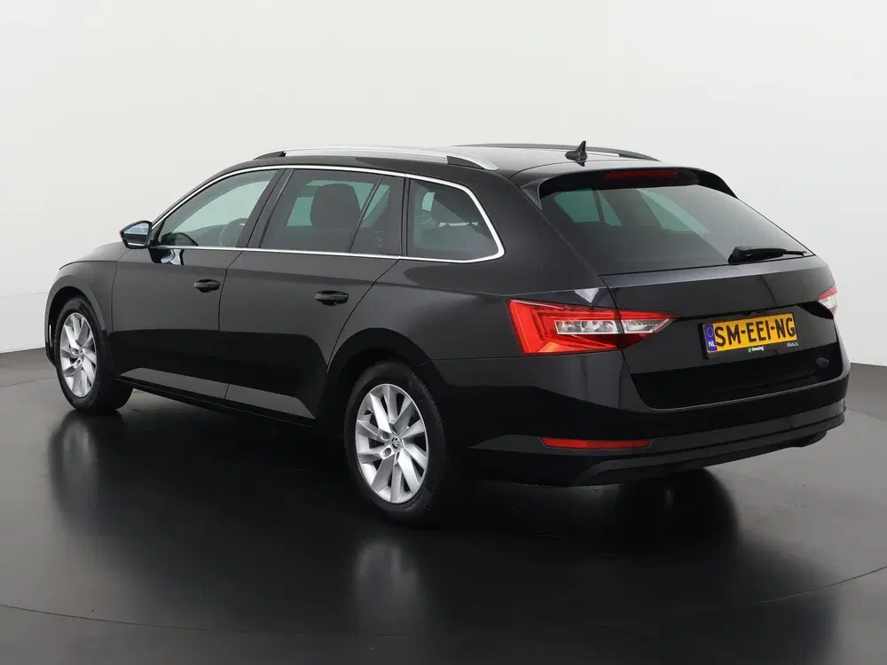Skoda Superb 1.5 TSI ACT Style uit 2022, foto 7