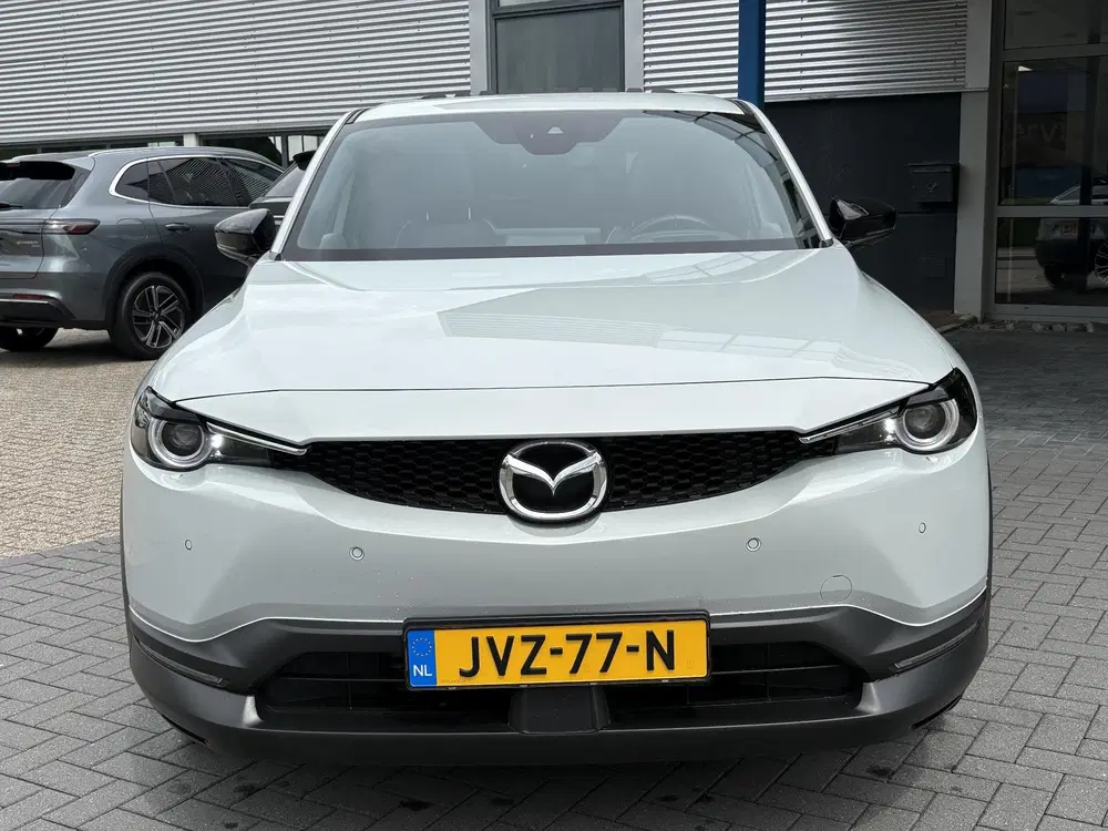 Mazda MX-30 e-SkyActiv R-EV 170 Makoto uit 2023, foto 2