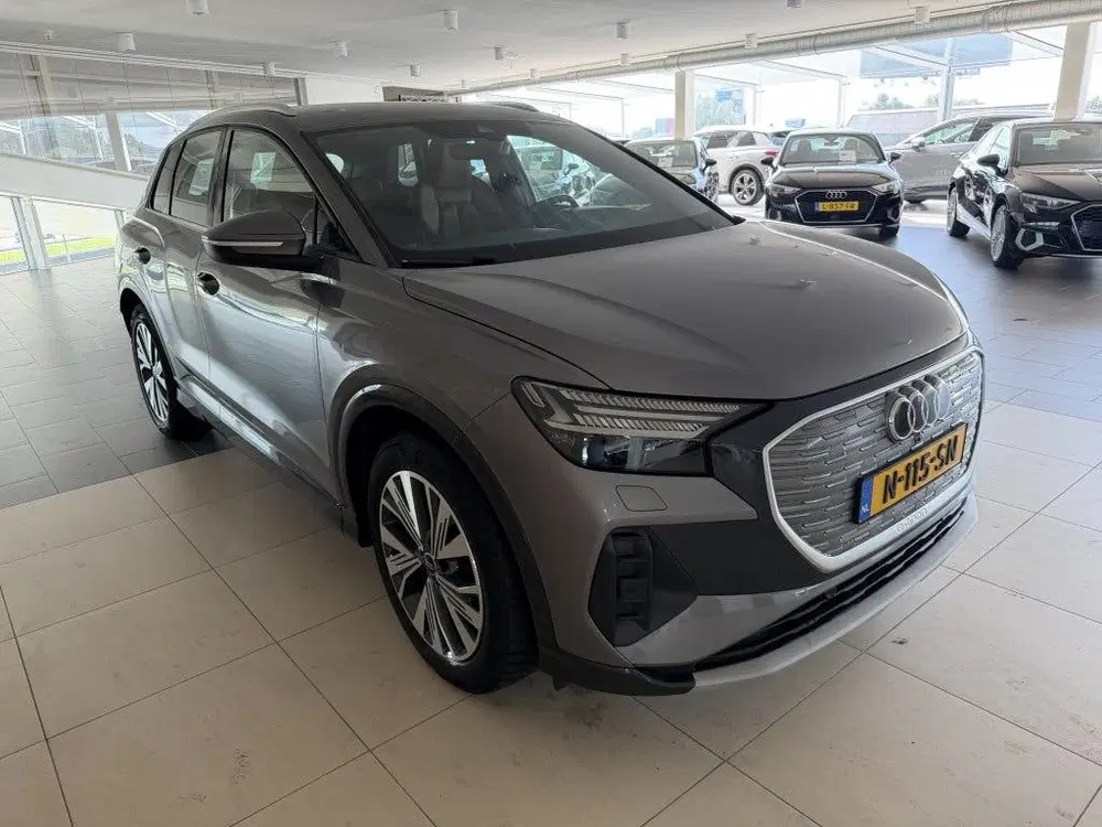 Audi Q4 e-tron 40 Launch edition Advanced Plus 77 kWh SOH uit 2021, foto 2