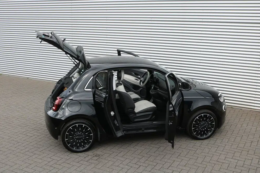 Fiat 500 3+1 La Prima By Bocelli 42 kWh (17.285Km L uit 2023, foto 2