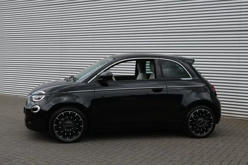 Fiat 500 3+1 La Prima By Bocelli 42 kWh (17.285Km L uit 2023, foto 3