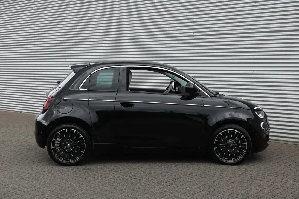 Fiat 500 3+1 La Prima By Bocelli 42 kWh (17.285Km L uit 2023, foto 4
