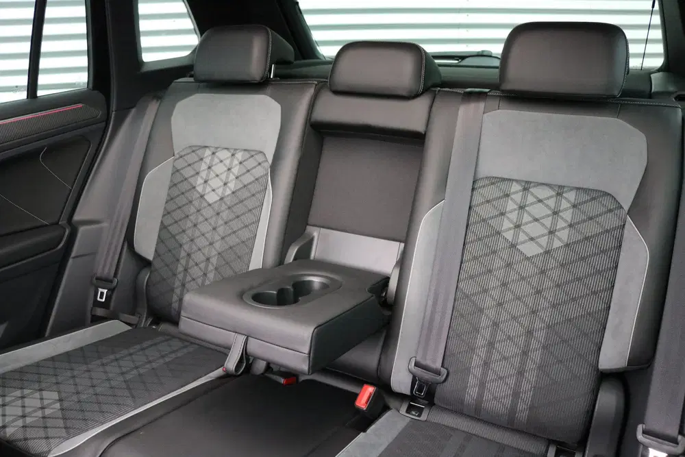 Volkswagen Tiguan 2.0 TSI 4Motion R-Line Black Style (Panora uit 2021, foto 7