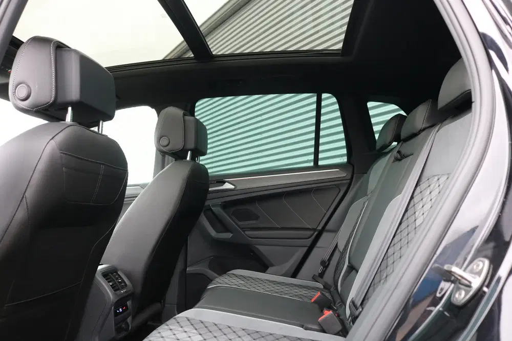 Volkswagen Tiguan 2.0 TSI 4Motion R-Line Black Style (Panora uit 2021, foto 9