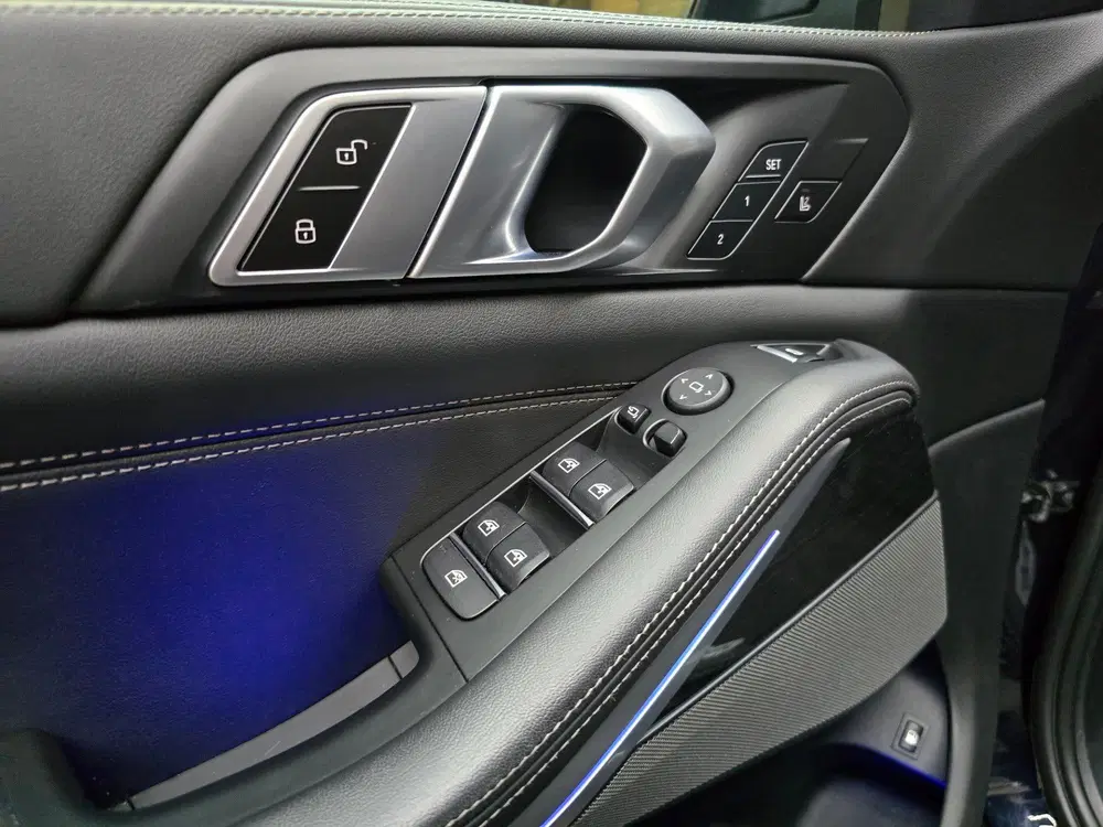 BMW X5 XDrive50e Launch Edition M-Sport Sky Loung uit 2023, foto 4