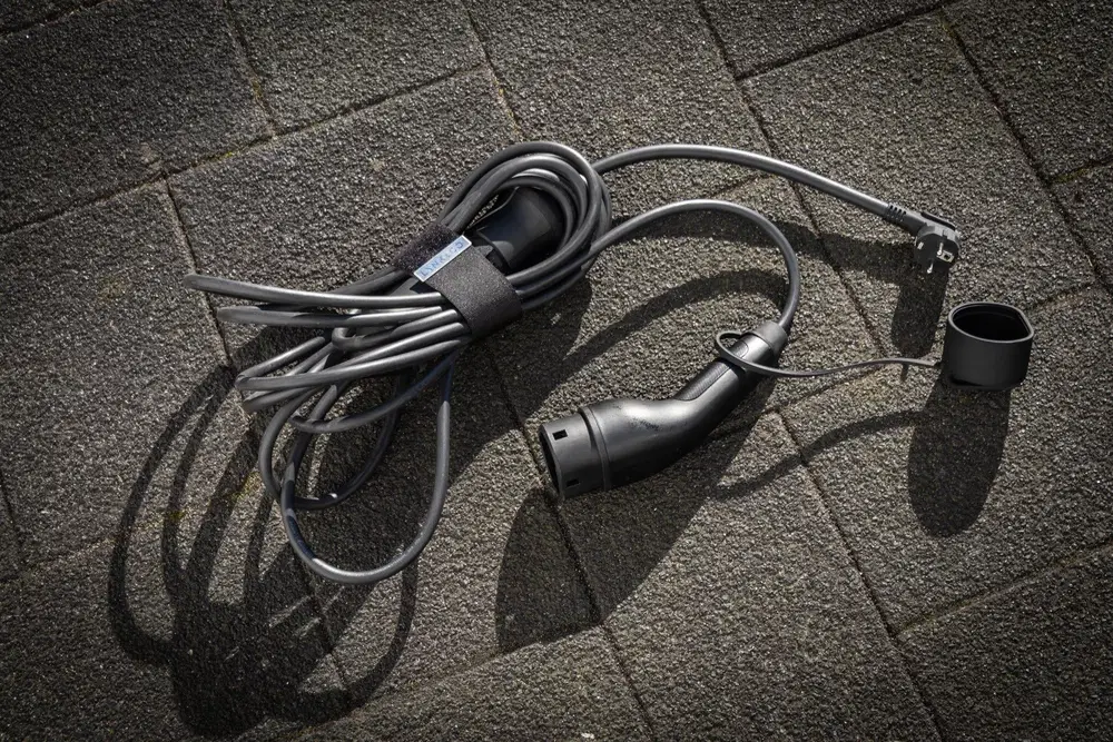 Lynk & Co 01 1.5 Plug-in Hybrid 262 Pk uit 2023, foto 11