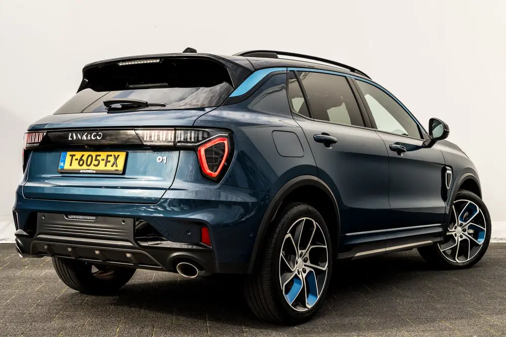 Lynk & Co 01 1.5 Plug-in Hybrid 262 Pk uit 2023, foto 6