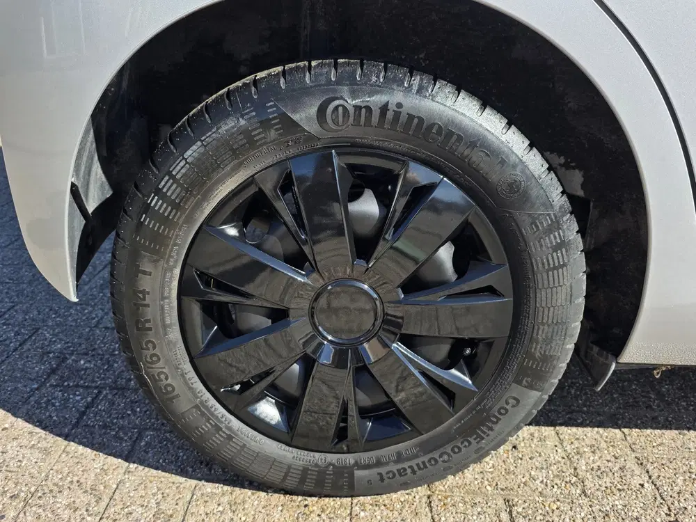 Toyota Aygo 1.0 VVT-i x-Fun uit 2019, foto 12