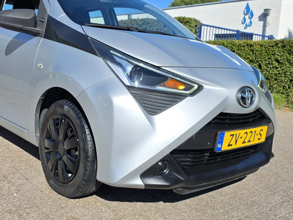 Toyota Aygo 1.0 VVT-i x-Fun uit 2019, foto 4