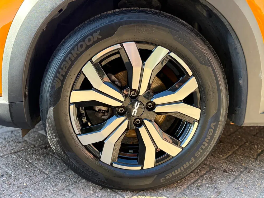 Dacia Sandero 1.0 TCe 100 ECO-G Expression+ l Weinig uit 2023, foto 12