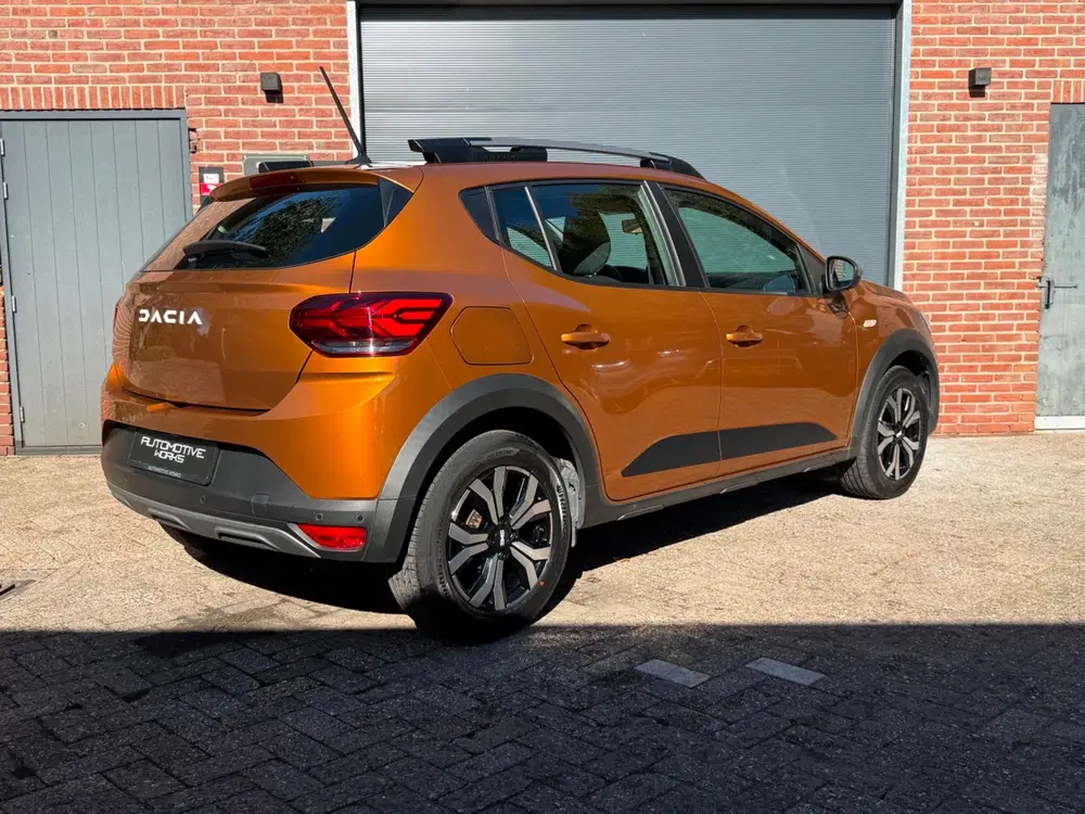 Dacia Sandero 1.0 TCe 100 ECO-G Expression+ l Weinig uit 2023, foto 5