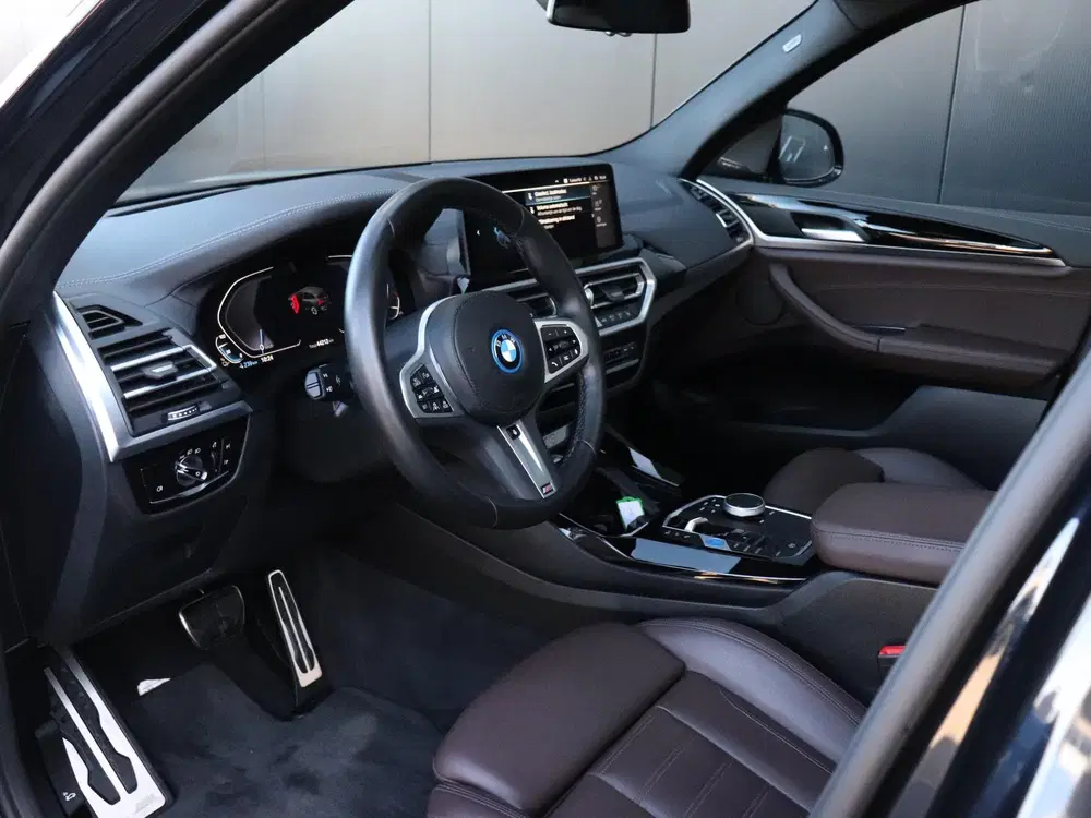 BMW iX3 High Executive Edition 80 kWh uit 2025, foto 10
