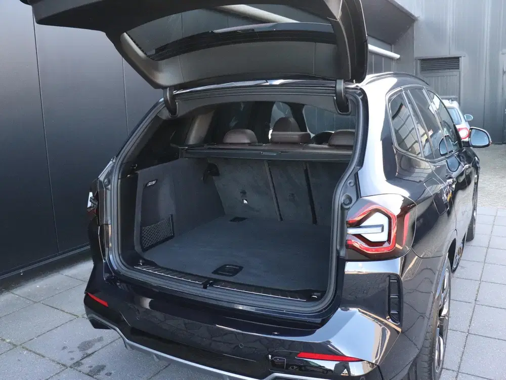 BMW iX3 High Executive Edition 80 kWh uit 2025, foto 15
