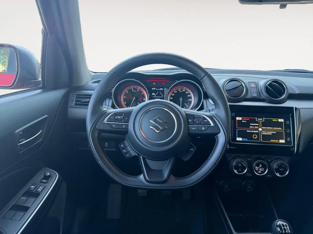 Suzuki Swift 1.2 Style Smart Hybrid uit 2023, foto 15