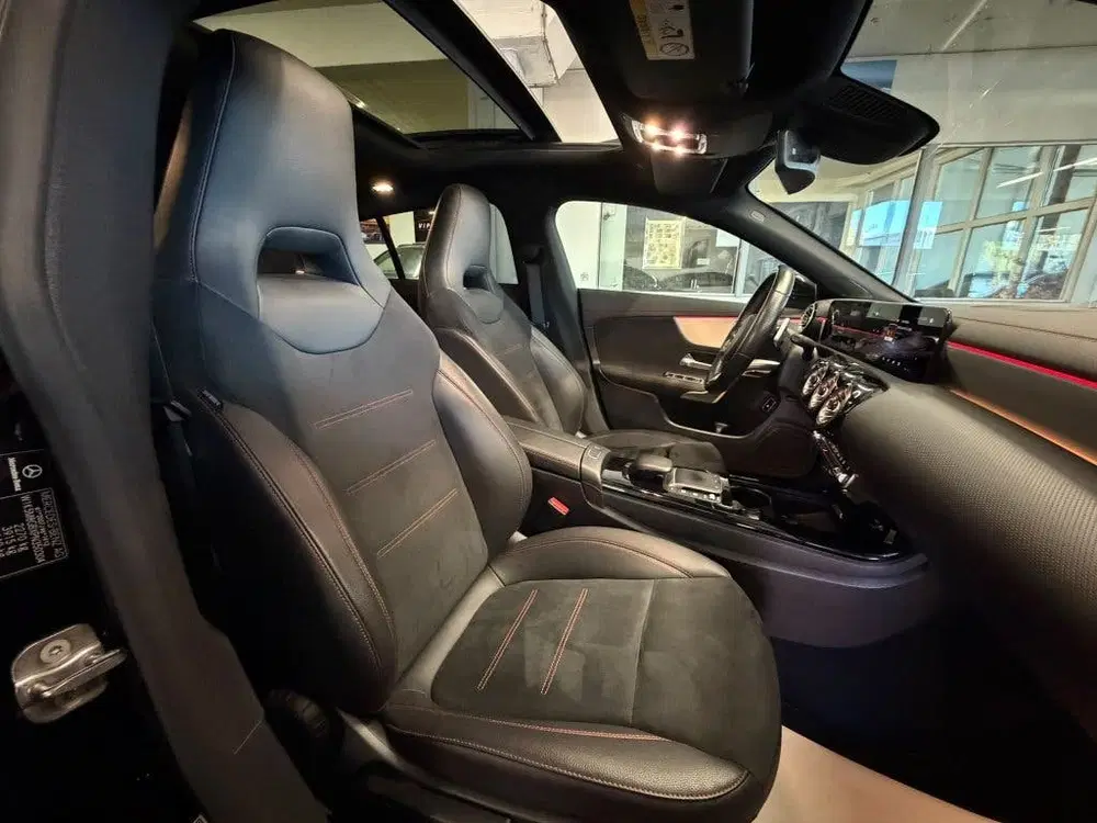 Mercedes-Benz CLA 250 e AMG Line*PANO* uit 2022, foto 13