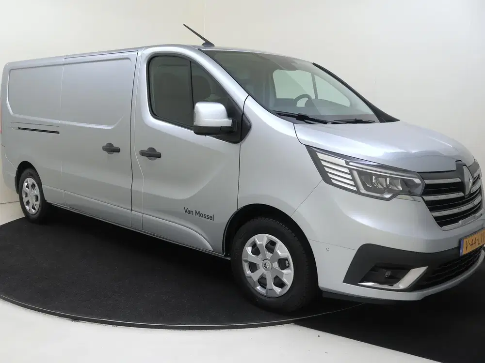 Renault Trafic E-Tech T29 L2H1 comfort 52 kWh uit 2025, foto 2