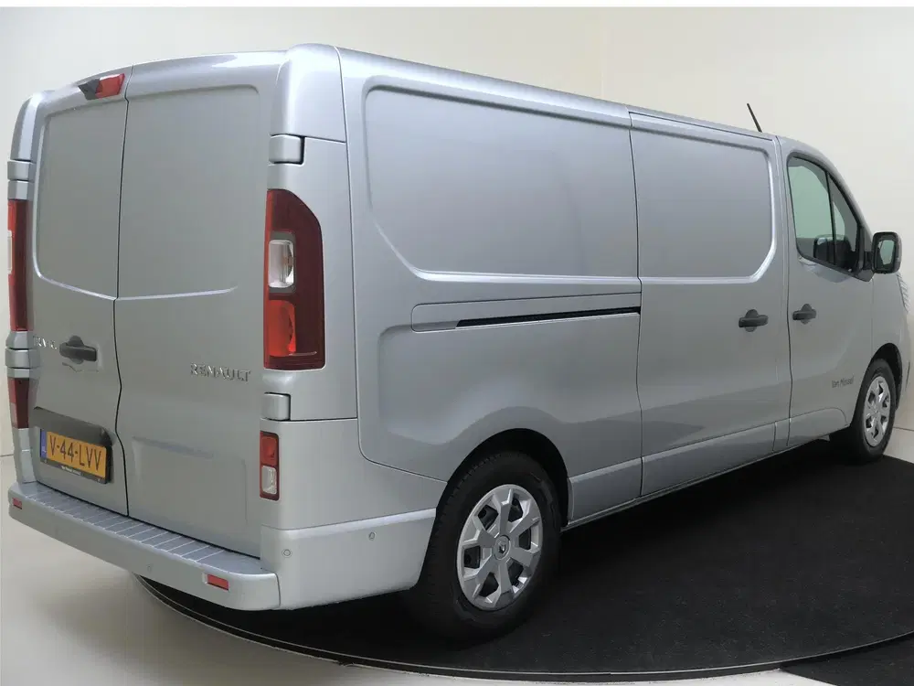 Renault Trafic E-Tech T29 L2H1 comfort 52 kWh uit 2025, foto 4