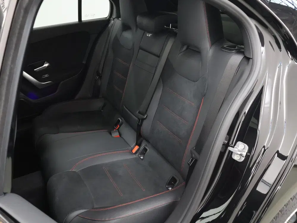 Mercedes-Benz A-Klasse 250e Business Solution AMG Apple Carp uit 2026, foto 11
