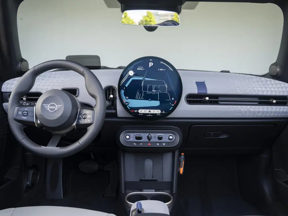 Mini Cabrio Cooper C Favoured XL-pakket uit 2026, foto 3