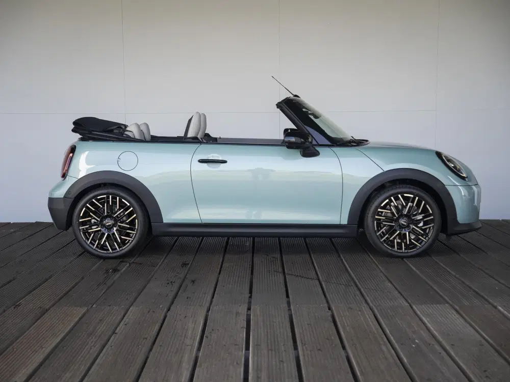 Mini Cabrio Cooper C Favoured XL-pakket uit 2026, foto 7