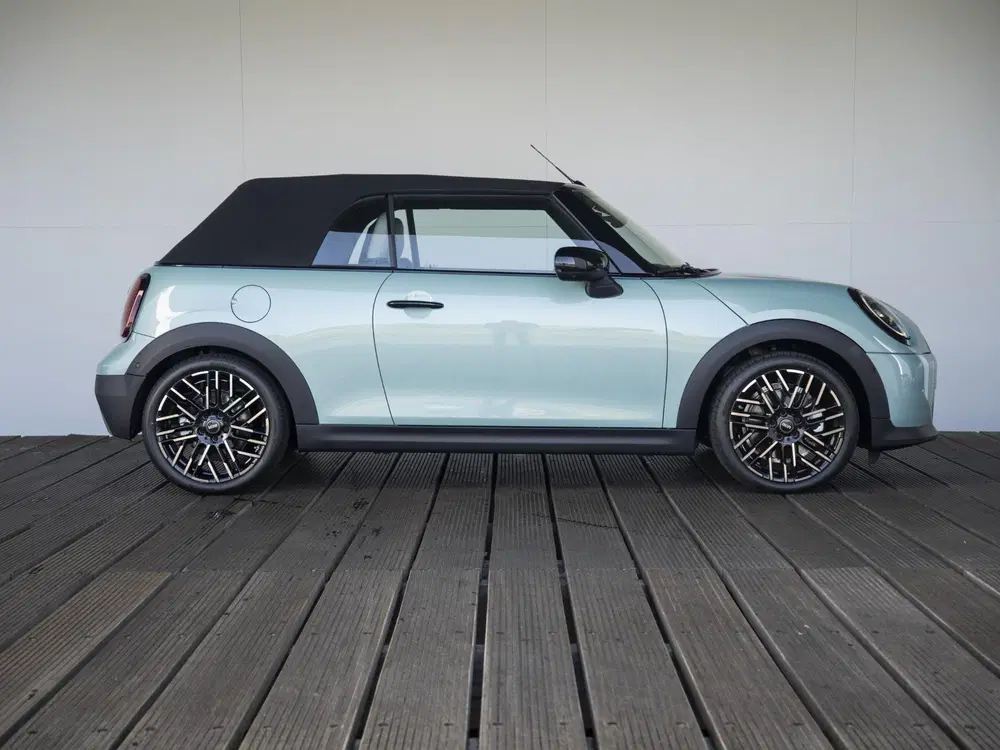 Mini Cabrio Cooper C Favoured XL-pakket uit 2026, foto 9