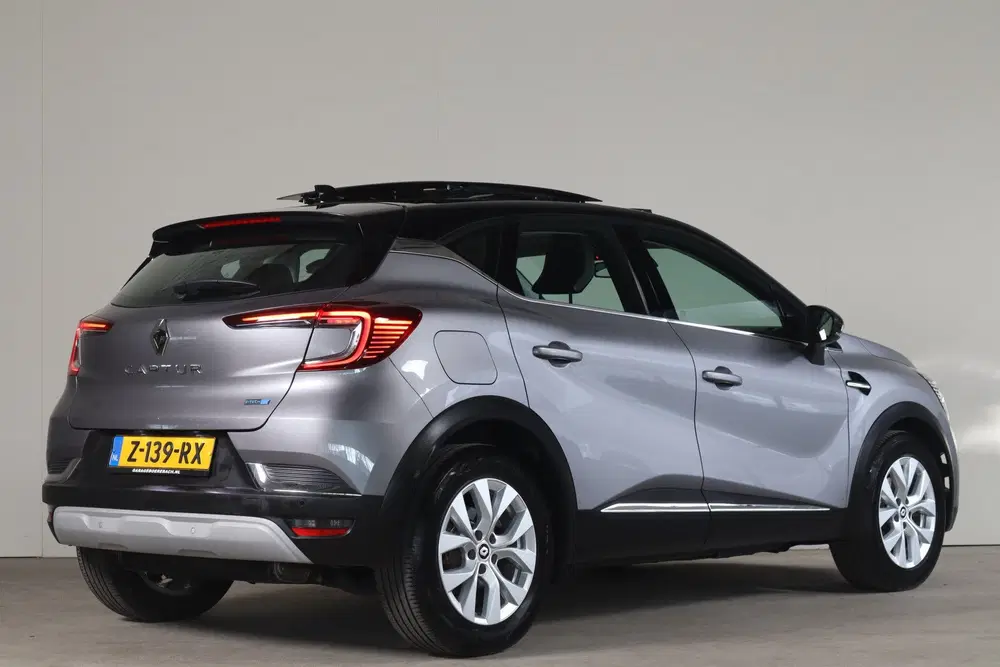 Renault Captur 1.6 E-Tech Plug-in Hybrid 160 Serie Limité uit 2022, foto 2